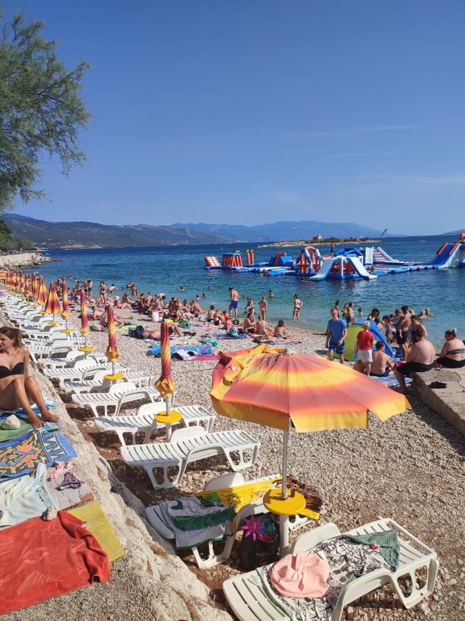 Biuk Apartments Novi Vinodolski Eksteriør billede