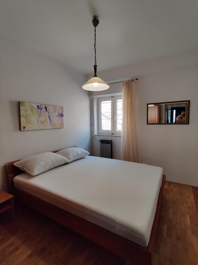 Biuk Apartments Novi Vinodolski Eksteriør billede