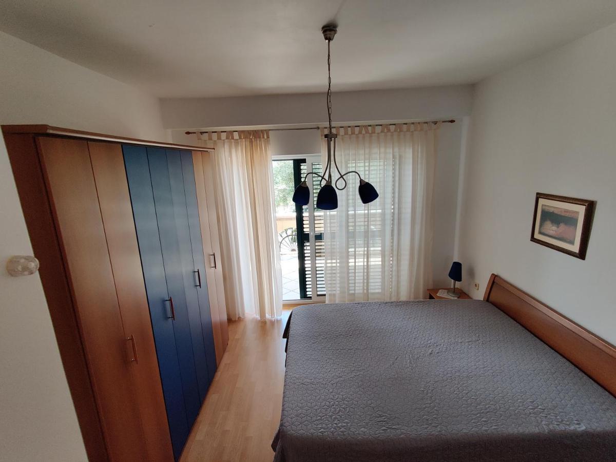 Biuk Apartments Novi Vinodolski Eksteriør billede
